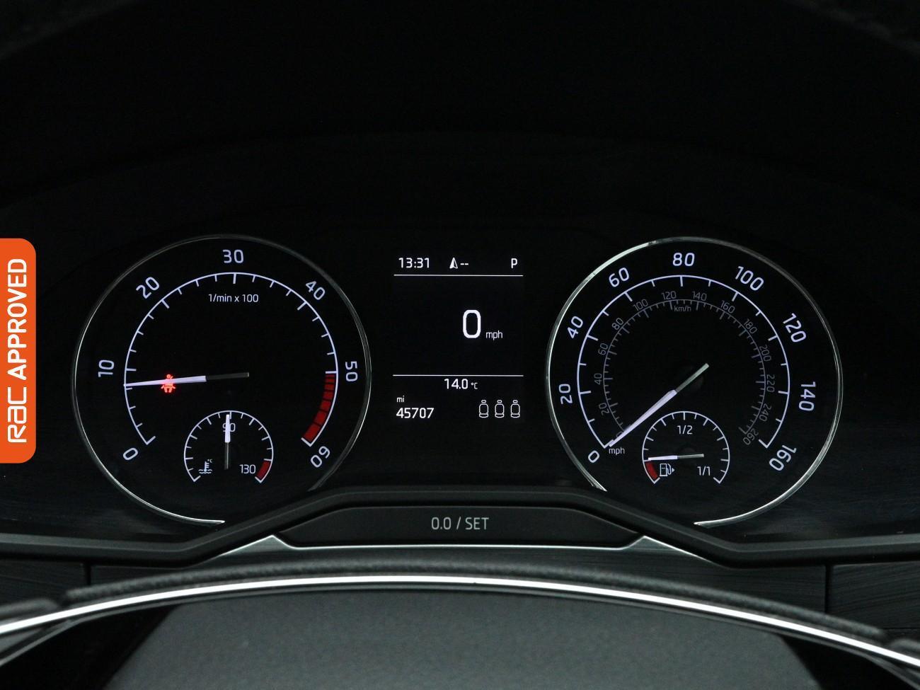 Used Skoda Superb 2020 for sale - 77629640: Photo 11