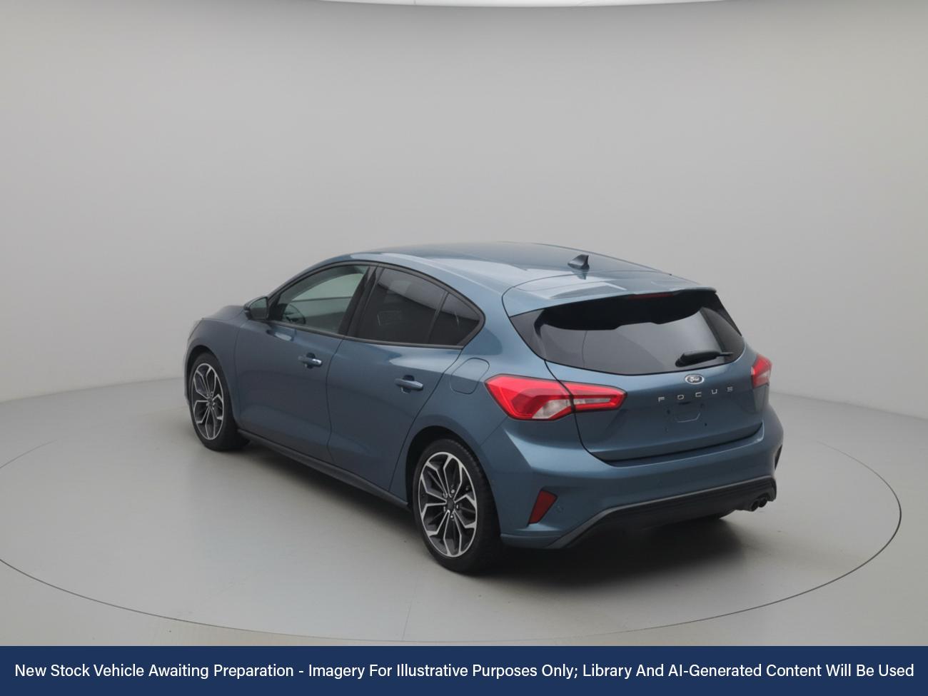 Used Ford Focus 2019 for sale - 76697537: Photo 2