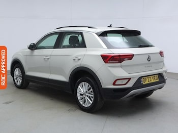 Used Volkswagen T-Roc 2023 for sale - 79507509: Photo