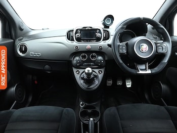 Used Abarth 595 2017 for sale - 76364676: Photo