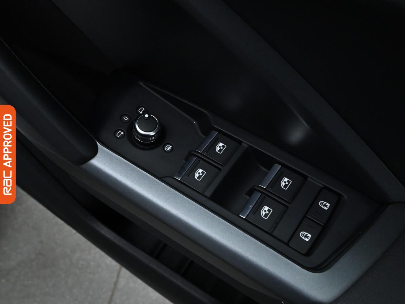 Used Audi Q3 2019 for sale - 76220286: Photo 27