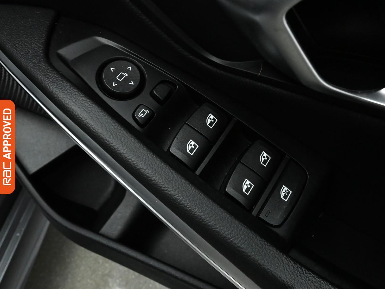 Used BMW 3 Series 2019 for sale - 76845540: Photo 25