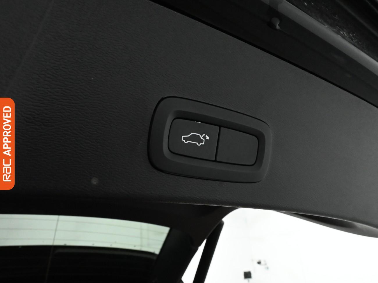 Used Volvo XC40 2021 for sale - 76798453: Photo 16