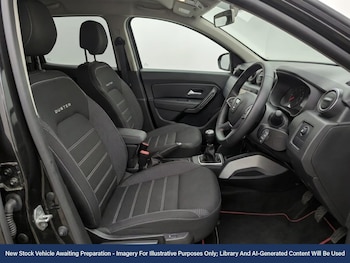 Used Dacia Duster 2022 for sale - 78368171: Photo