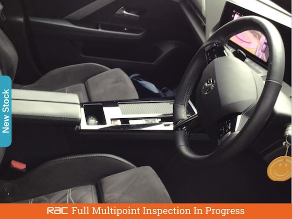 Used Vauxhall Astra 2022 for sale - 76206878: Photo 3
