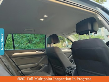 Used Volkswagen Passat 2016 for sale - 75735641: Photo