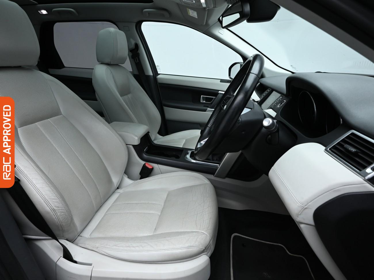 Used Land Rover Discovery Sport 2015 for sale - 77159539: Photo 11