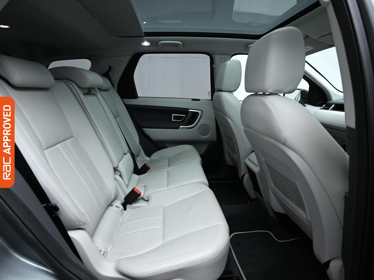 Used Land Rover Discovery Sport 2015 for sale - 77159539: Photo 12