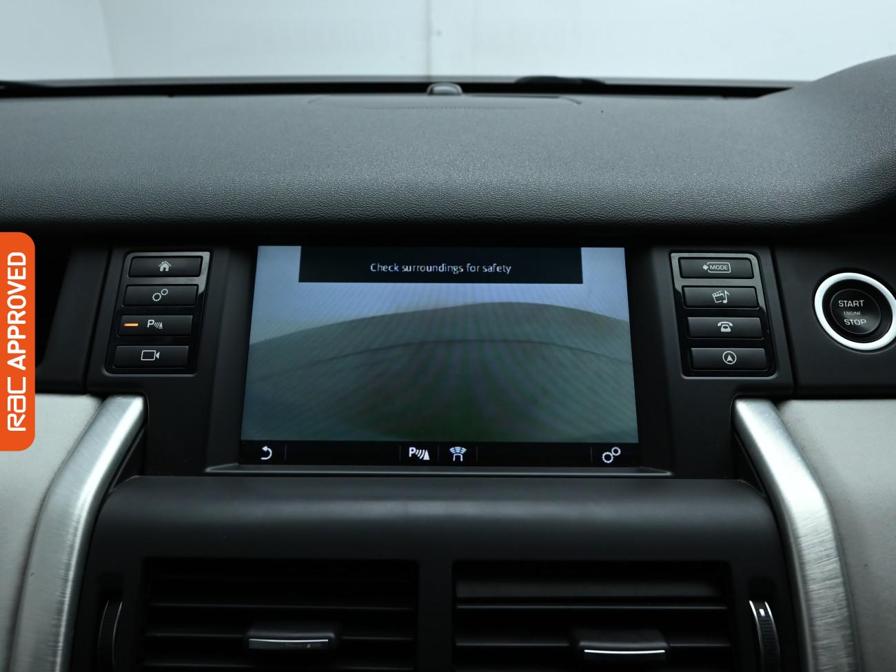 Used Land Rover Discovery Sport 2015 for sale - 77159539: Photo 16