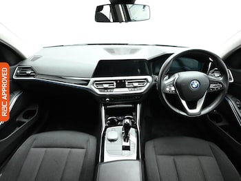 Used BMW 3 Series 2022 for sale - 77101152: Photo