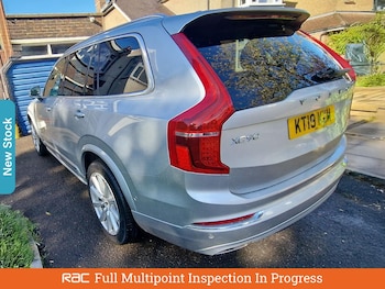 Used Volvo XC90 2019 for sale - 76088289: Photo 2