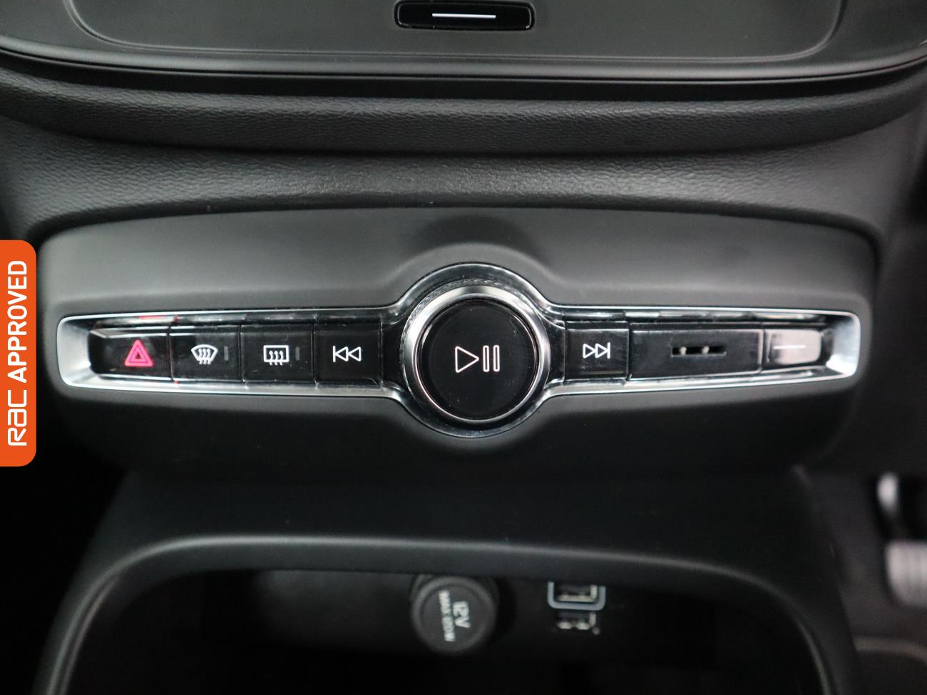 Used Volvo XC40 2022 for sale - 77703409: Photo 17