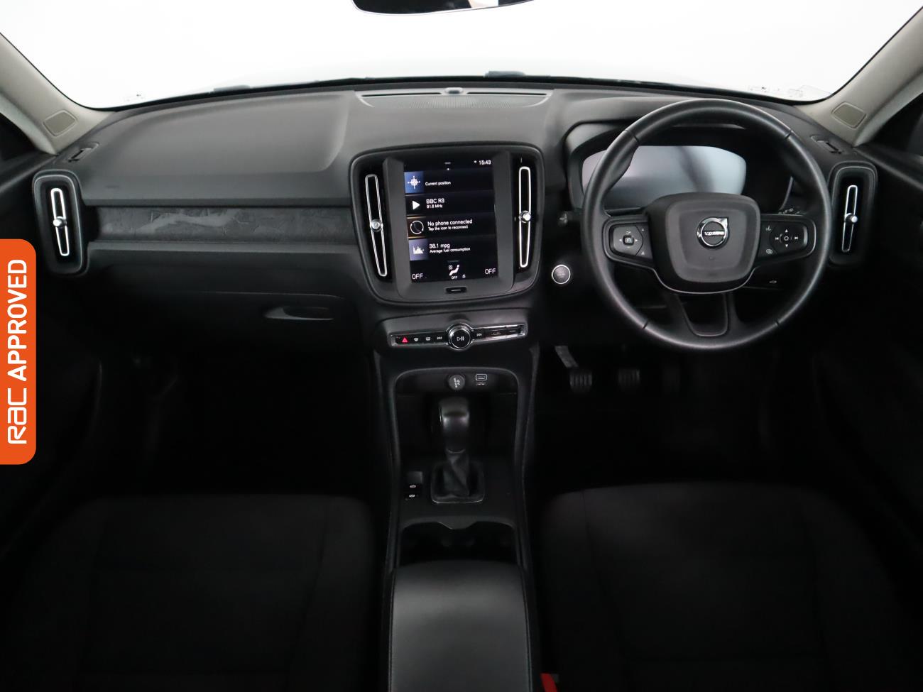 Used Volvo XC40 2022 for sale - 77703409: Photo 2
