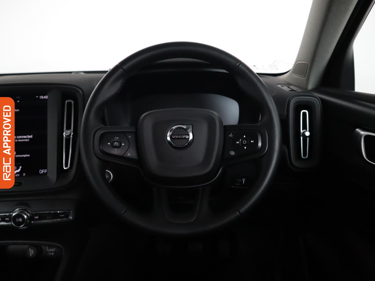 Used Volvo XC40 2022 for sale - 77703409: Photo 9