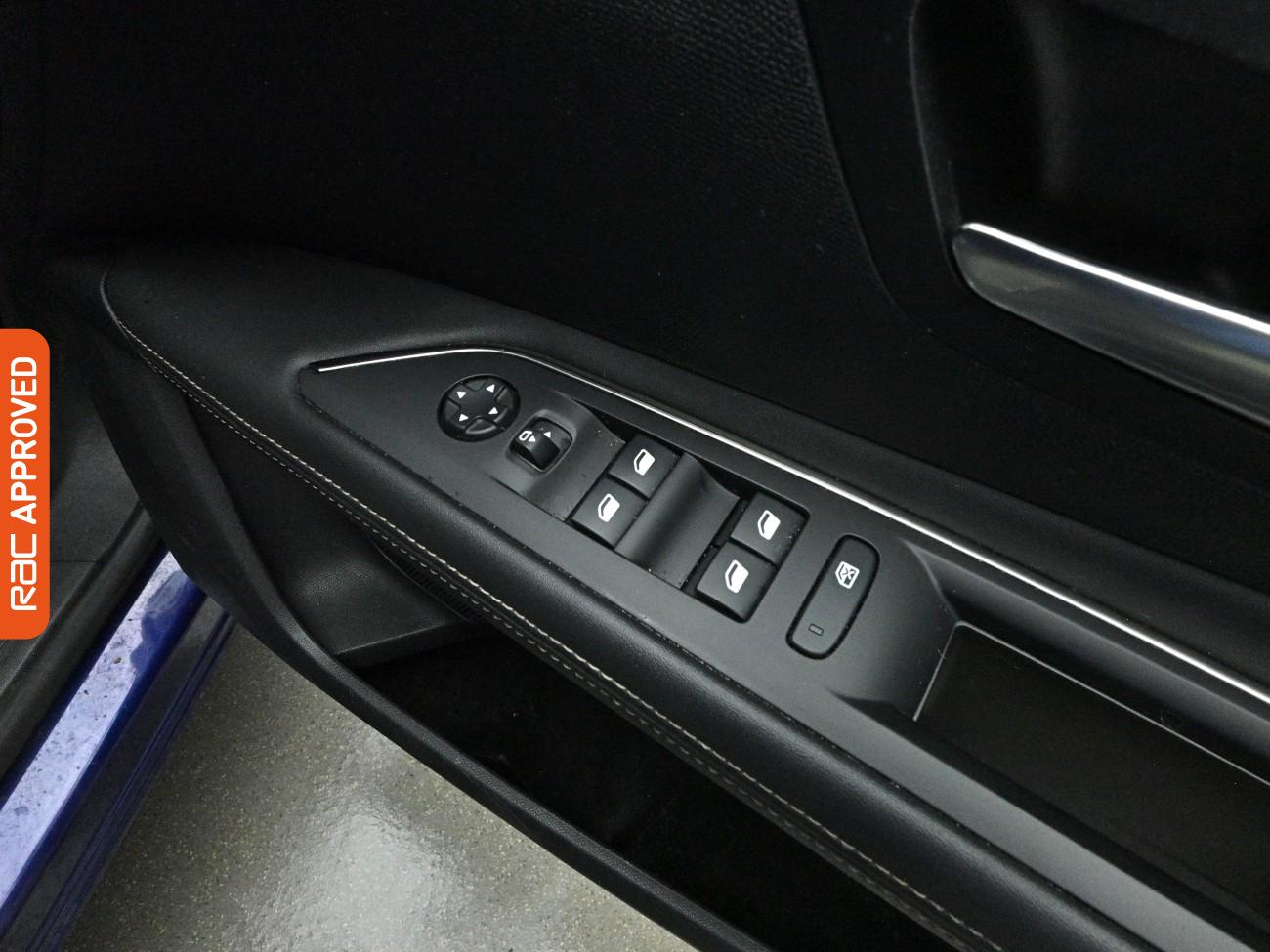 Used Peugeot 3008 2020 for sale - 77935752: Photo 26