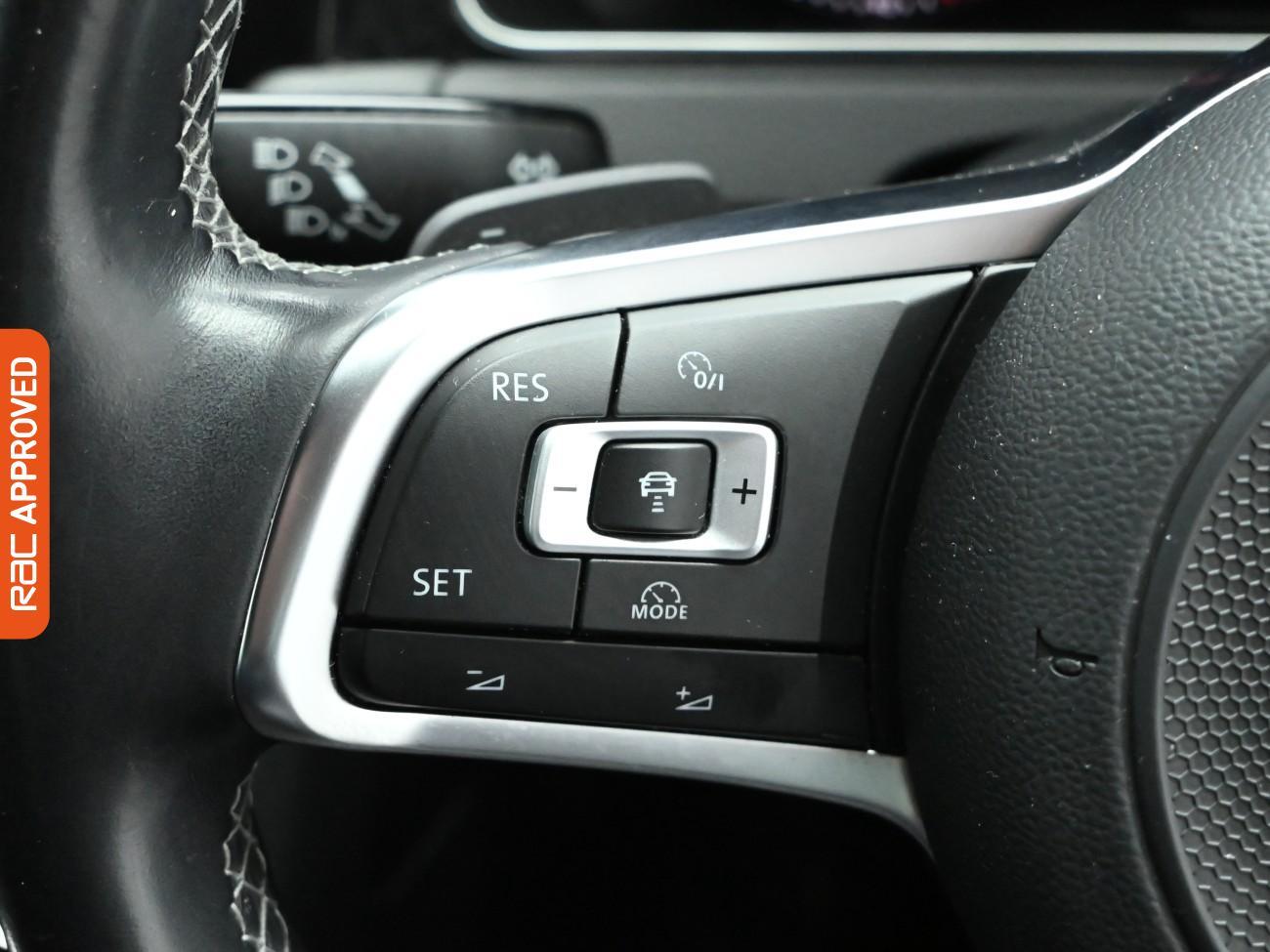 Used Volkswagen Golf 2018 for sale - 77083172: Photo 19