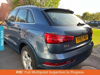 Used Audi Q3 2017 for sale - 75850317: Photo