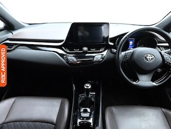Used Toyota C-HR 2017 for sale - 75511019: Photo