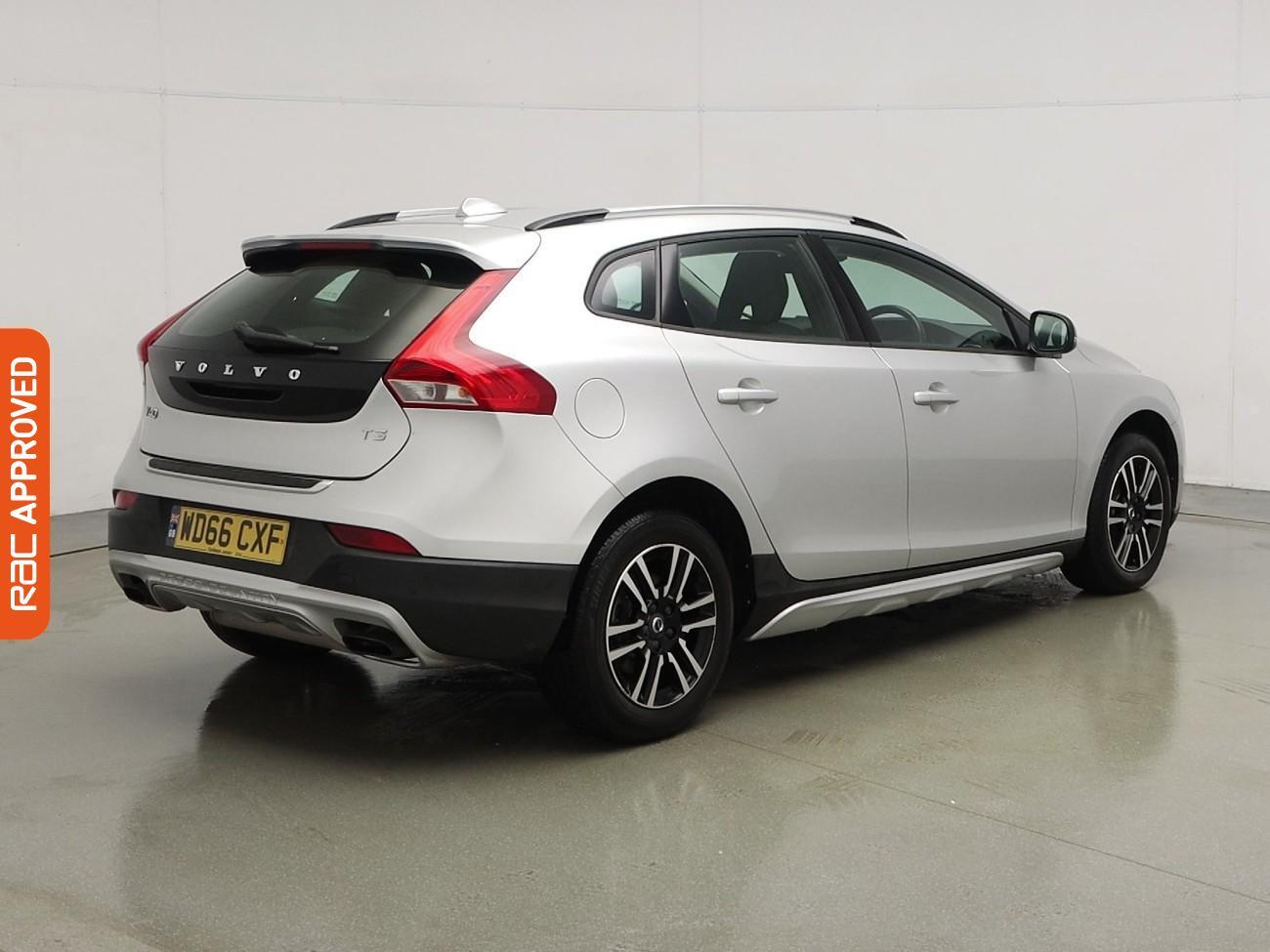 Used Volvo V40 Cross Country 2017 for sale - 76961545: Photo 29
