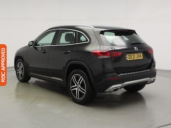 Used Mercedes-Benz GLA 2021 for sale - 77935546: Photo