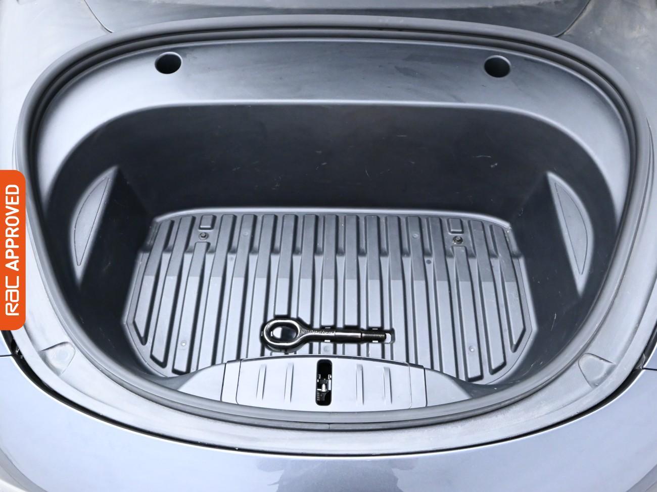 Used Tesla Model 3 2020 for sale - 76300268: Photo 39
