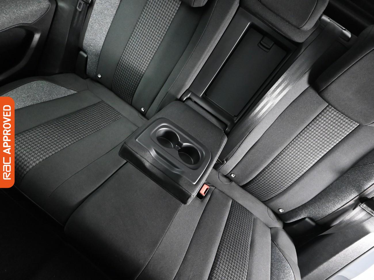 Used Peugeot 3008 2018 for sale - 76919404: Photo 24