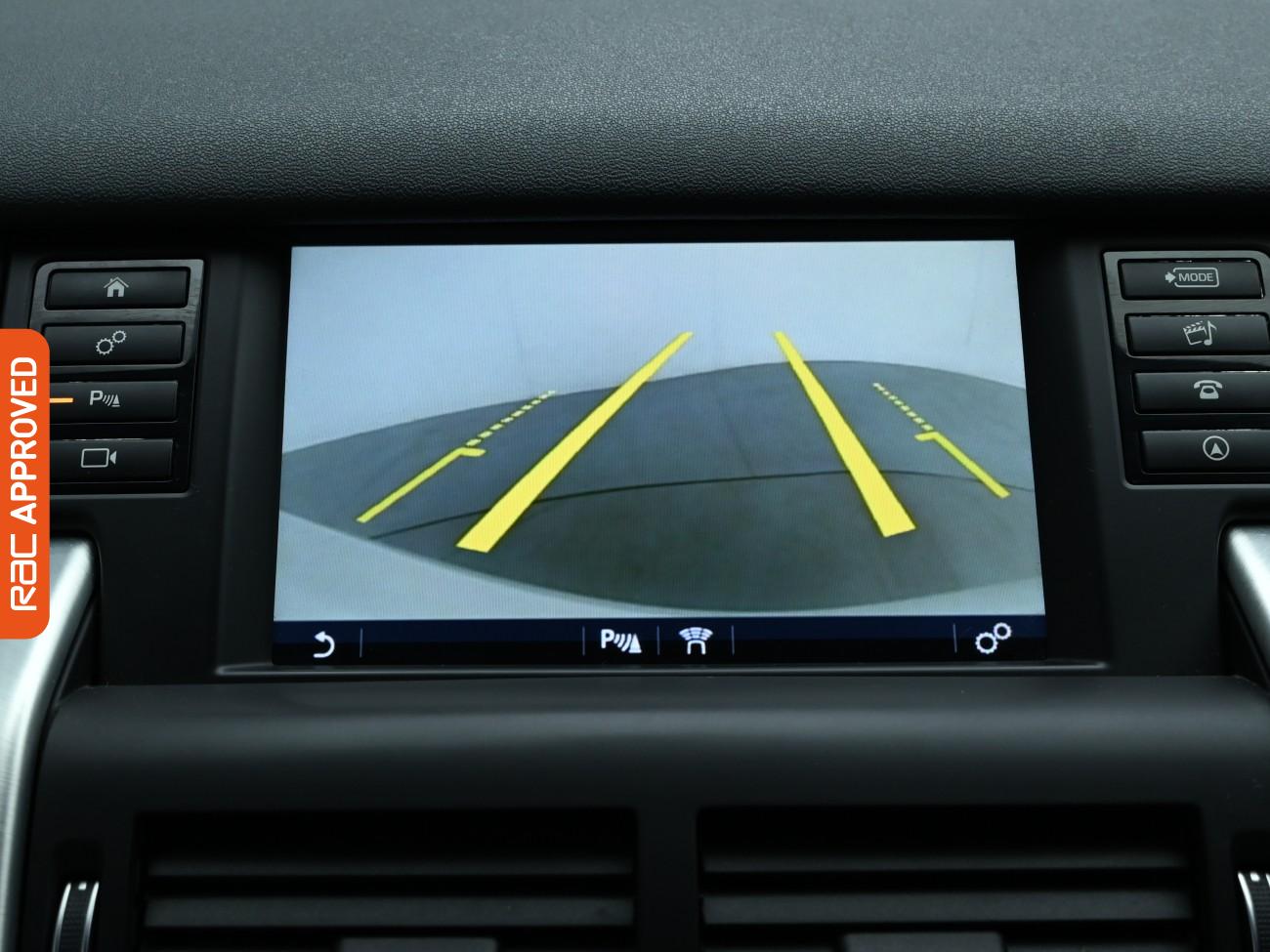 Used Land Rover Discovery Sport 2016 for sale - 76955443: Photo 14