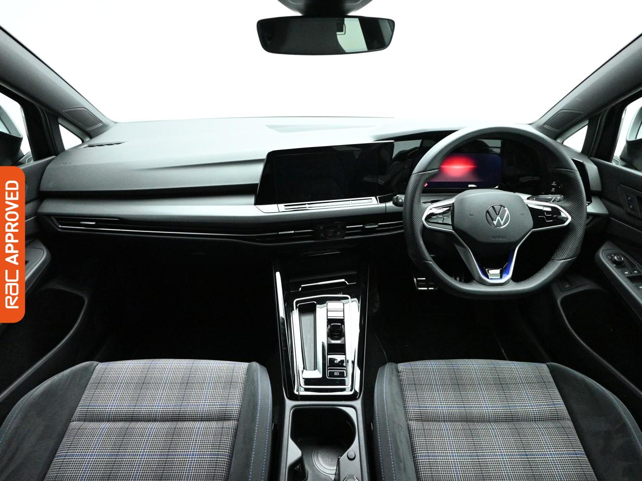 Used Volkswagen Golf 2023 for sale - 77743679: Photo 2