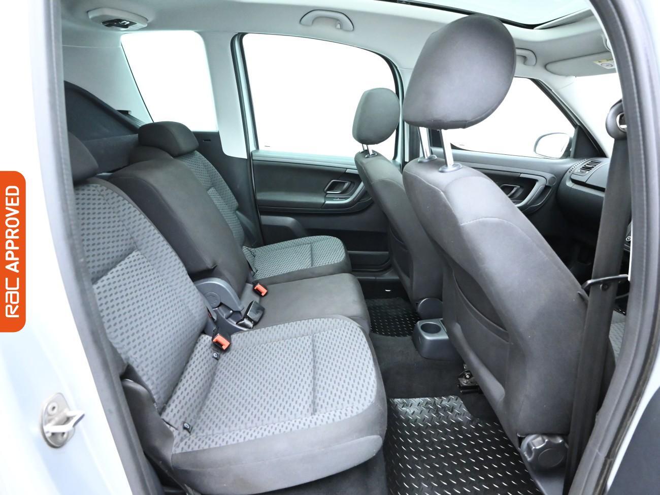 Used Skoda Roomster 2015 for sale - 76576198: Photo 13