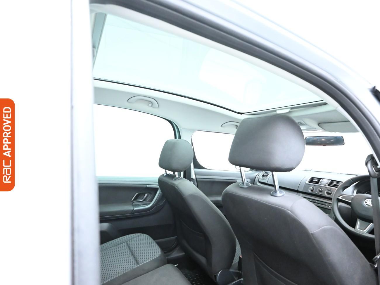 Used Skoda Roomster 2015 for sale - 76576198: Photo 3