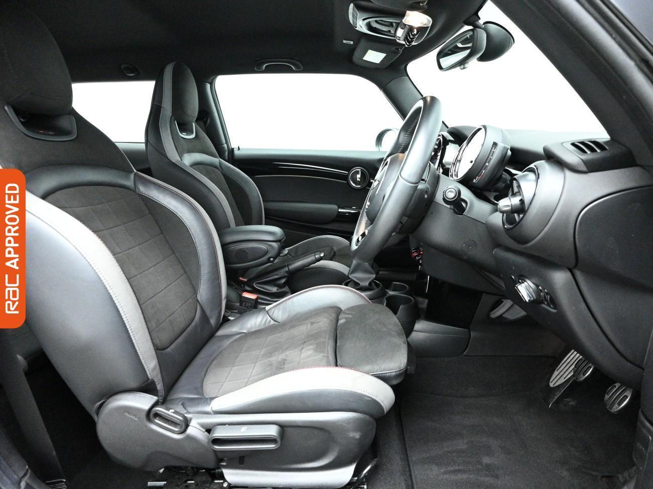 Used MINI Hatch 2022 for sale - 78105106: Photo 11