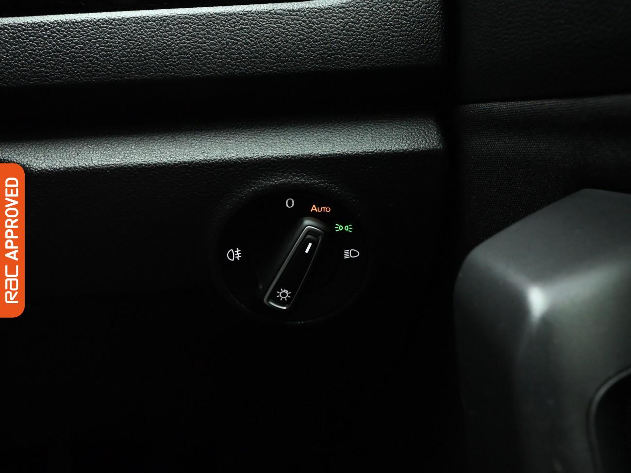 Used Volkswagen T-Roc 2021 for sale - 76961650: Photo 17