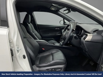 Used Toyota C-HR 2023 for sale - 77775865: Photo