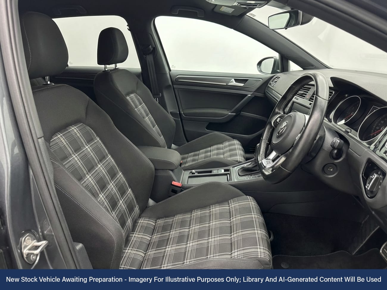 Used Volkswagen Golf 2018 for sale - 77703396: Photo 3