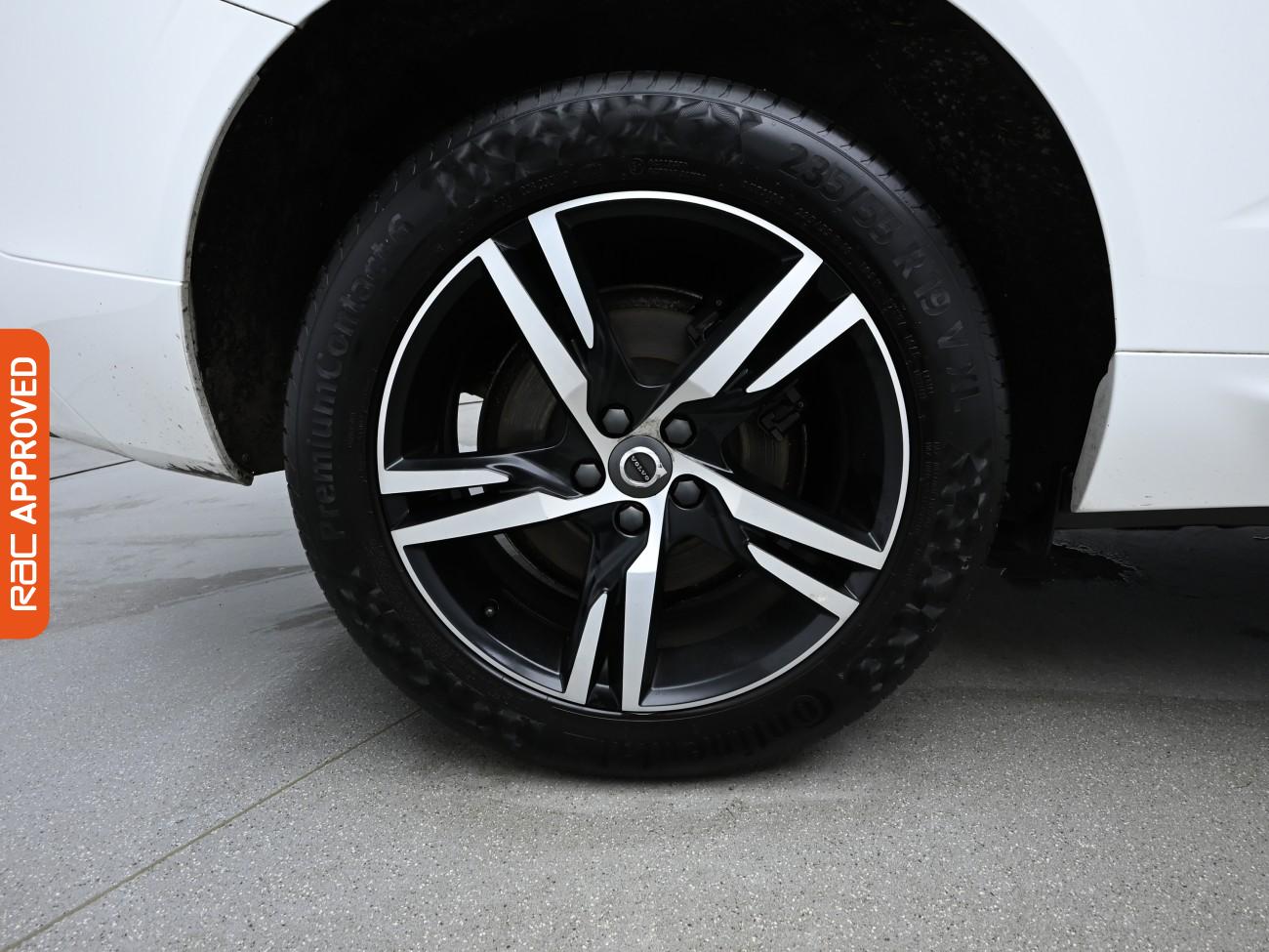 Used Volvo XC60 2019 for sale - 76495269: Photo 14