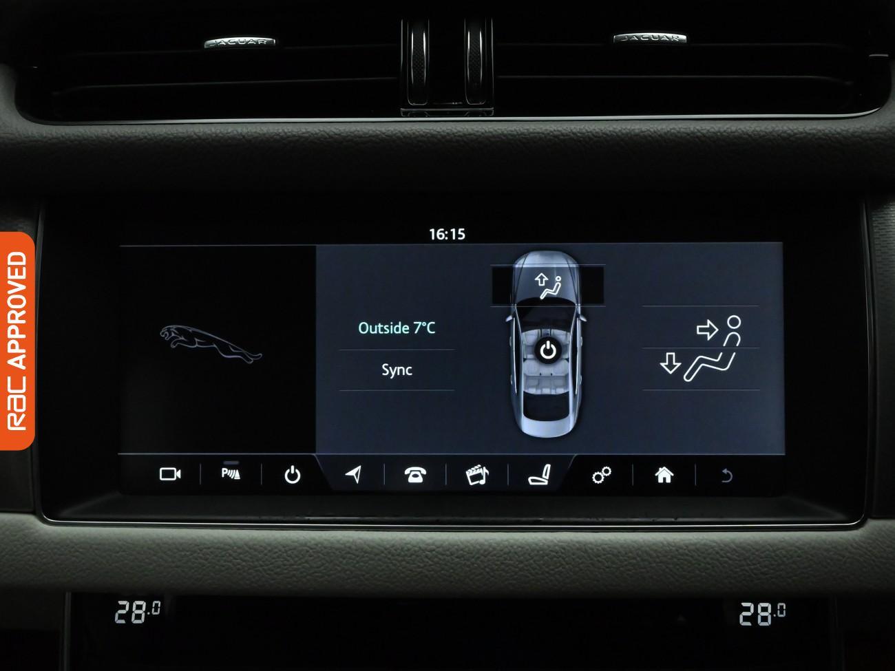 Used Jaguar XF 2016 for sale - 77374341: Photo 21