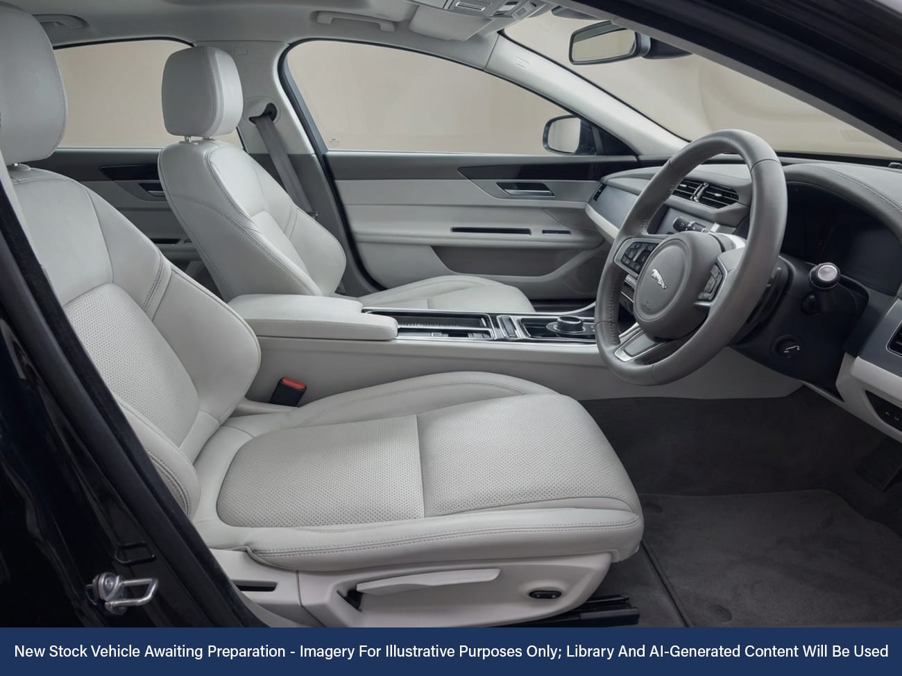 Used Jaguar XF 2016 for sale - 77374341: Photo 3