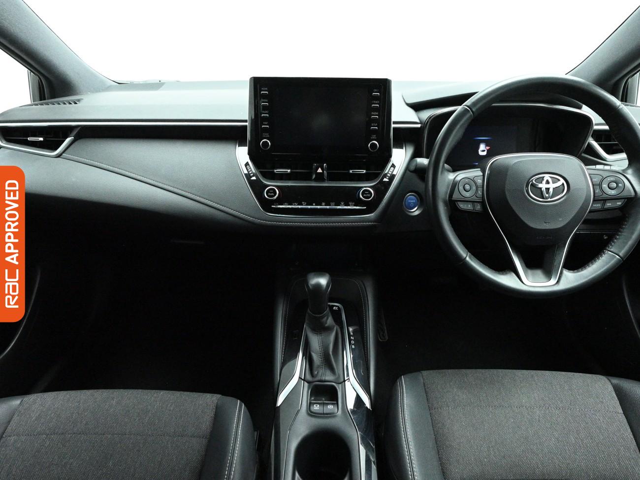 Used Toyota Corolla 2021 for sale - 77935759: Photo 2