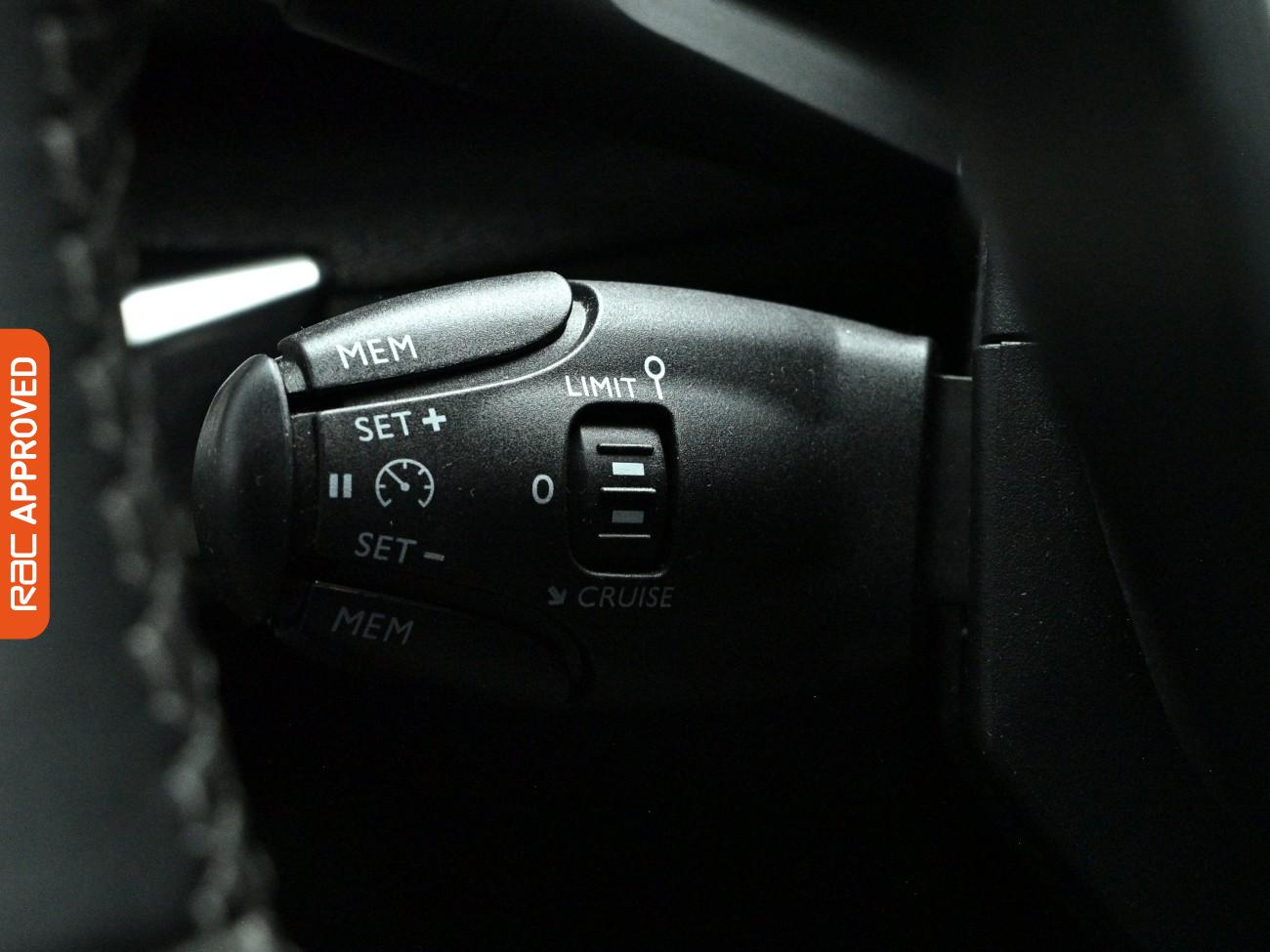 Used Peugeot 3008 2018 for sale - 77935748: Photo 18