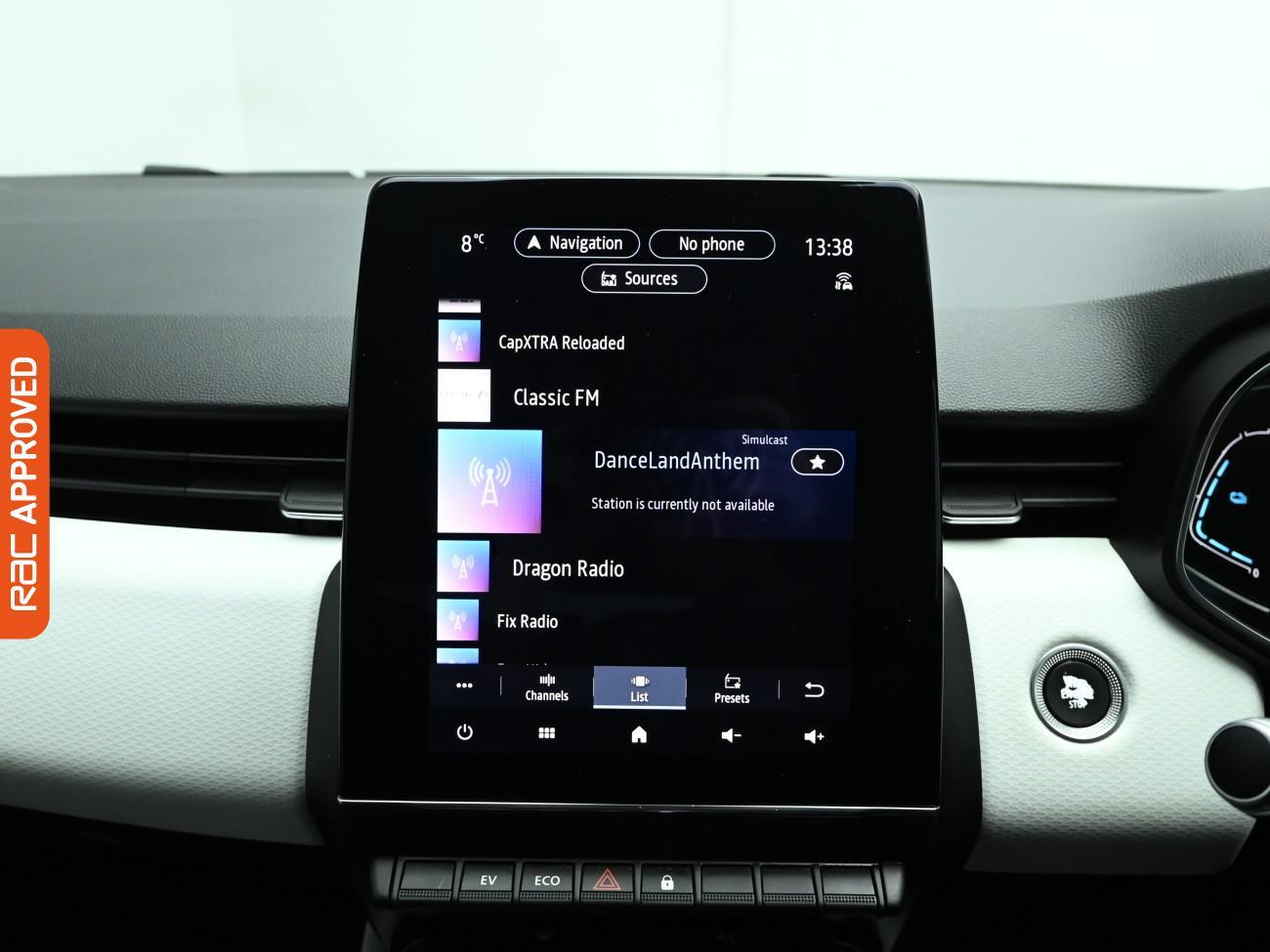 Used Renault Clio 2021 for sale - 76878316: Photo 14