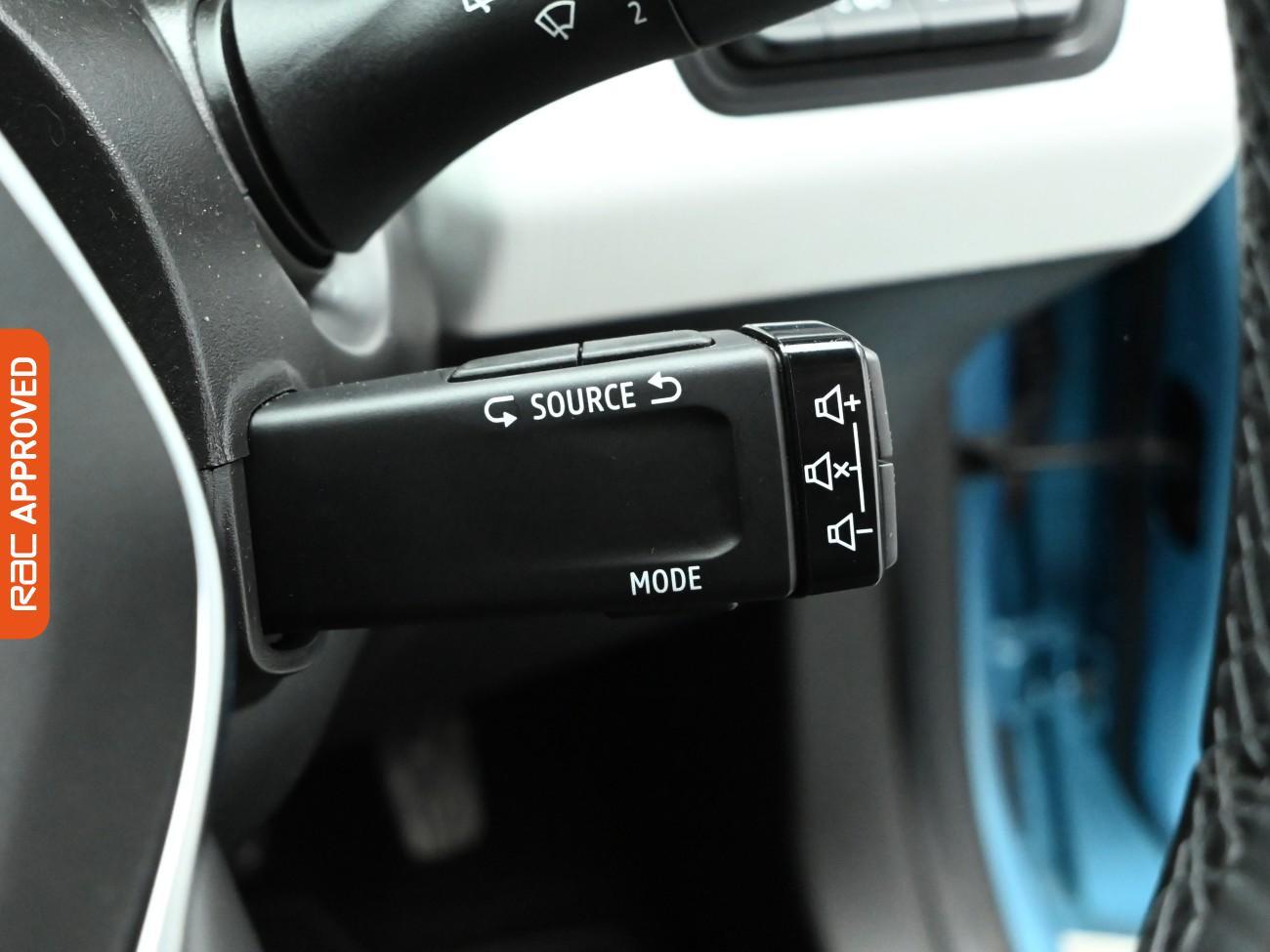 Used Renault Clio 2021 for sale - 76878316: Photo 19