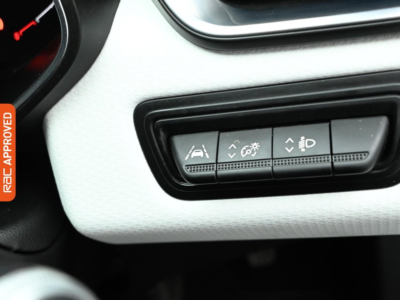 Used Renault Clio 2021 for sale - 76878316: Photo 21