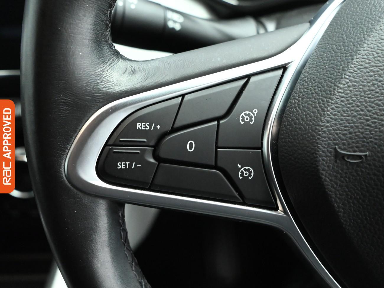 Used Renault Clio 2021 for sale - 76878316: Photo 22