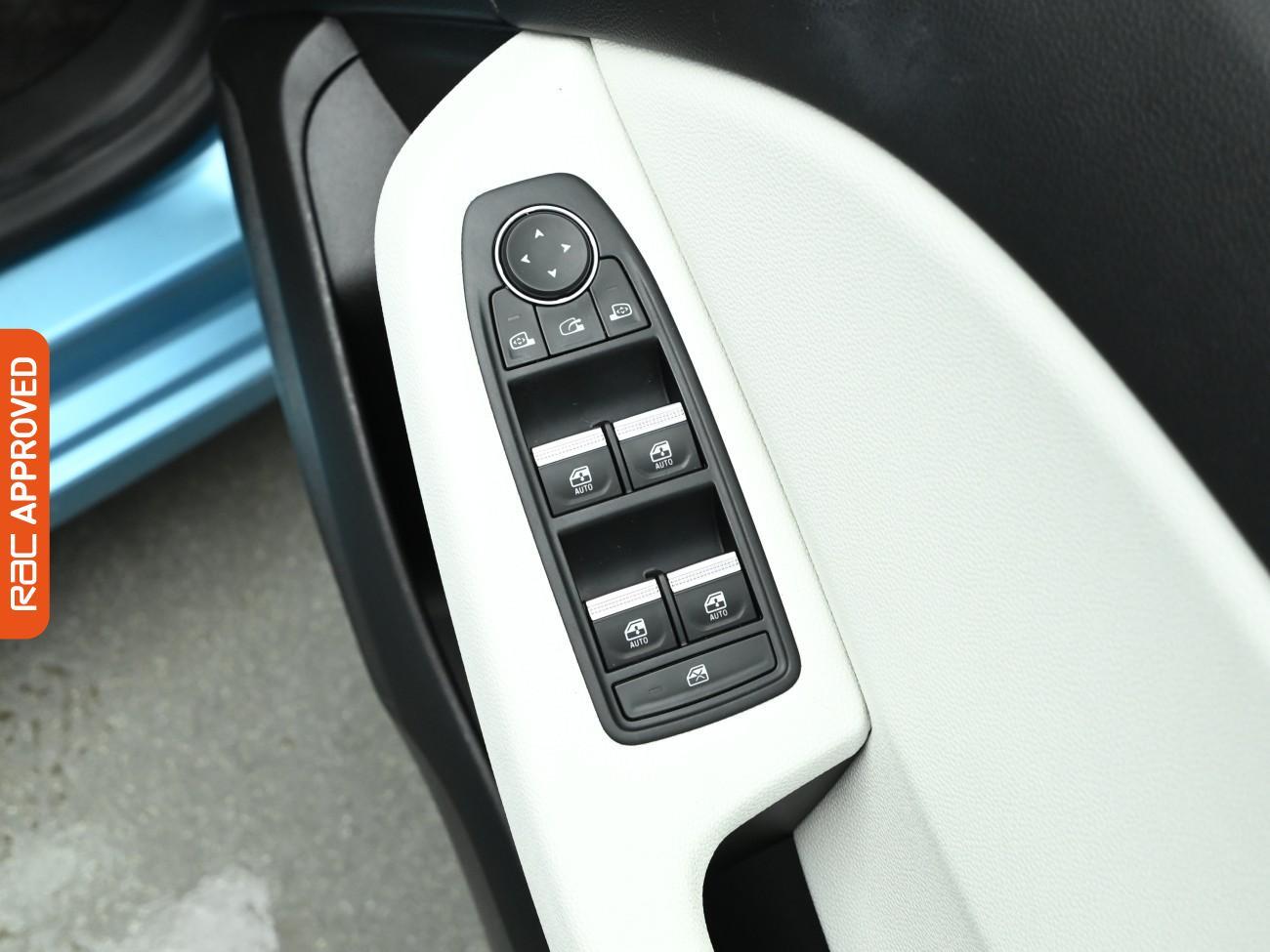 Used Renault Clio 2021 for sale - 76878316: Photo 24