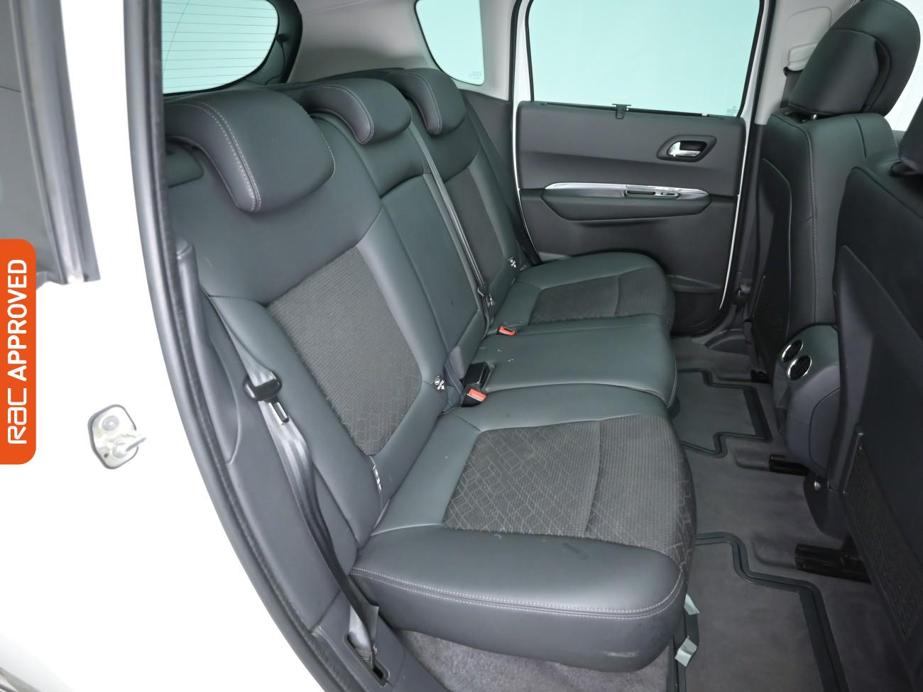 Used Peugeot 3008 2015 for sale - 76429280: Photo 13