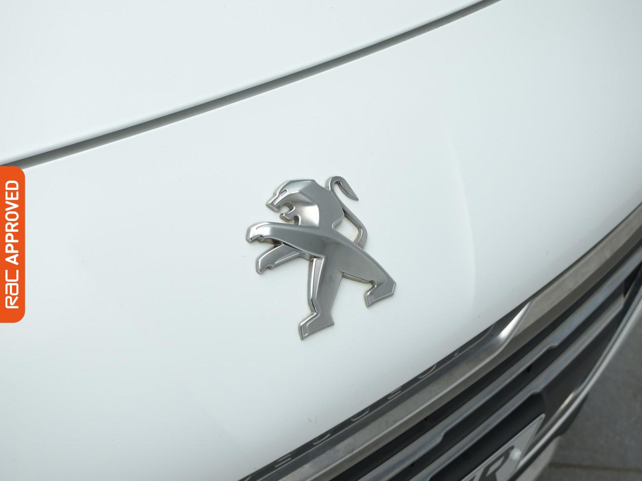 Used Peugeot 3008 2015 for sale - 76429280: Photo 25