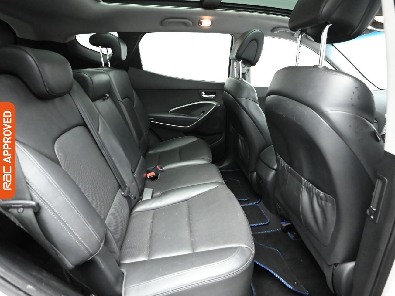 Used Hyundai Santa Fe 2015 for sale - 76662274: Photo 13