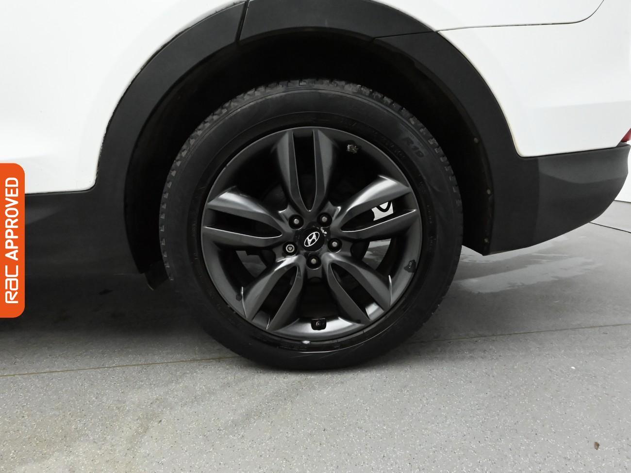 Used Hyundai Santa Fe 2015 for sale - 76662274: Photo 14