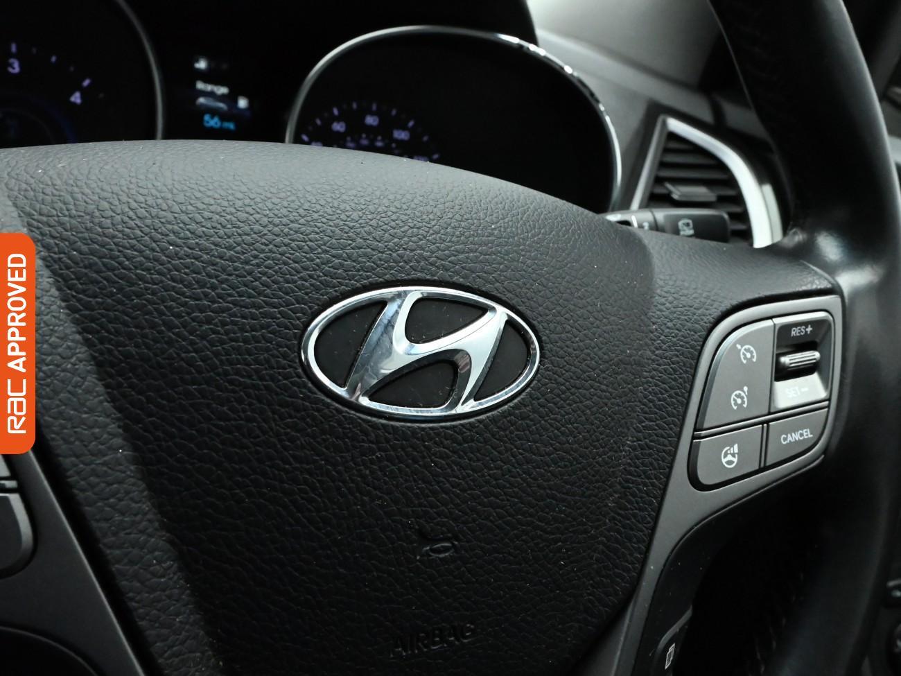 Used Hyundai Santa Fe 2015 for sale - 76662274: Photo 23