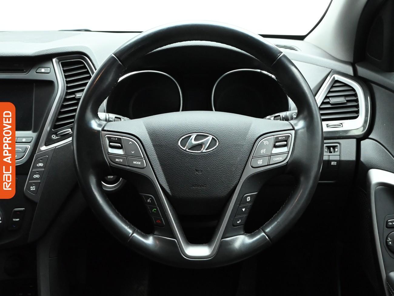 Used Hyundai Santa Fe 2015 for sale - 76662274: Photo 9